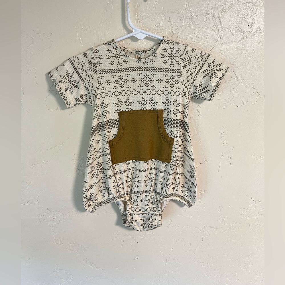 Kate Quinn Bamboo Snowflake Christmas Onesie, 3-6 months
